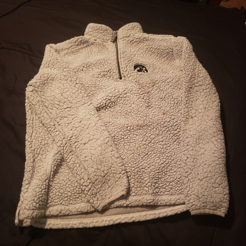 Iowa Hawkeyes fleece coat by summit sportswear